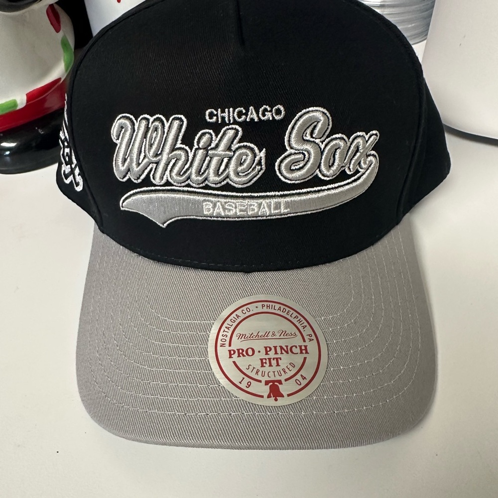 Chicago White Sox Mitchell & Ness Pro Pinch Fit Snap Back Hat New